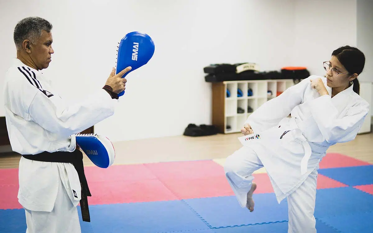 El Karate: Un Arte Marcial para el Desarrollo Integral de los Niños