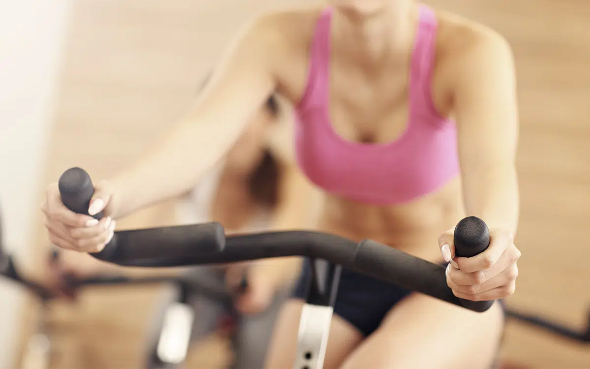 Los 10 Mejores Alimentos para Potenciar tus Clases de Spinning